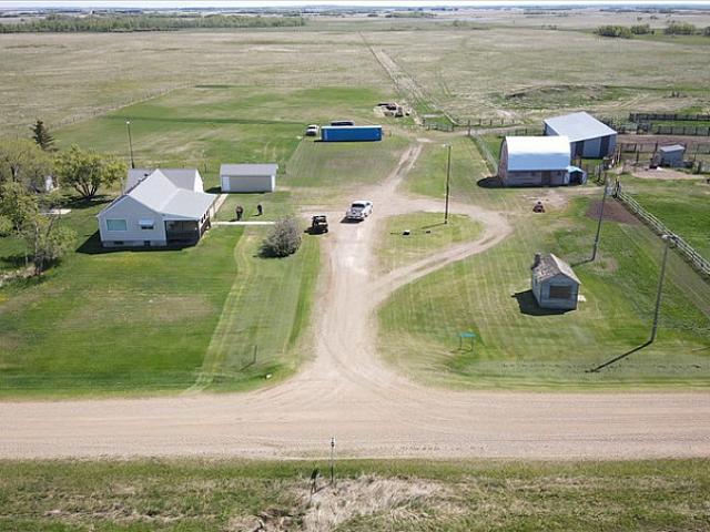 House for sale in Wedgewood, Alberta