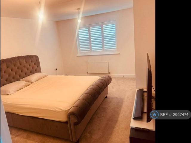 House for rent in Bridgefield, Ashford