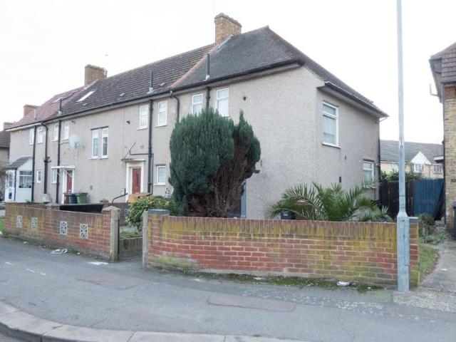 House for rent in London Borough of Barking and Dagenham, Greater London