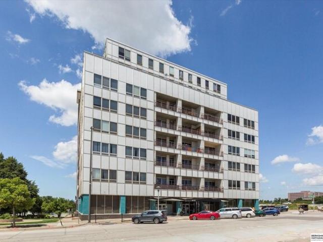 Condo for sale in Omaha