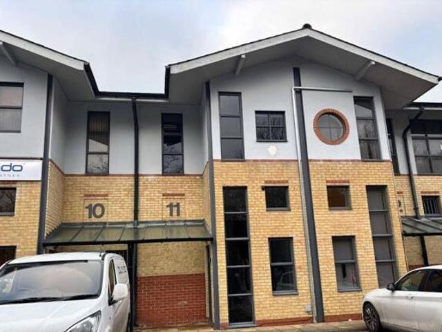 House for rent in Surrey