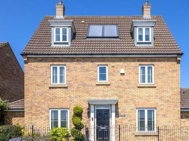 House for sale in Northamptonshire