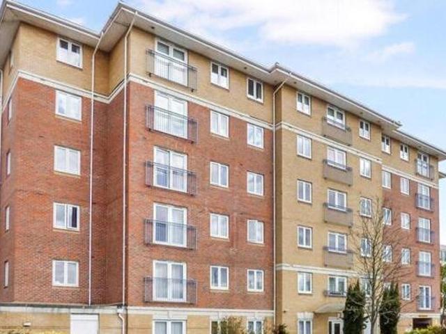 House for sale in Farnborough, Hampshire