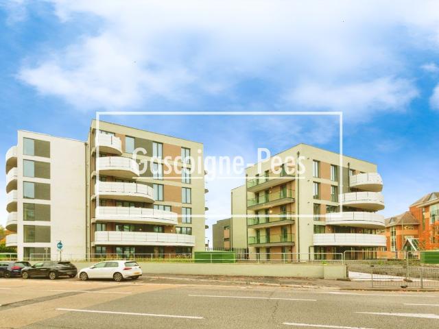 Apartment for rent in Farnborough Park, Rushmoor