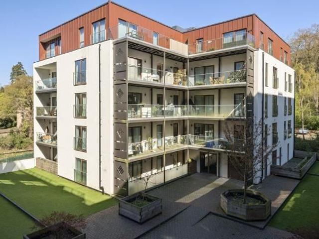 Apartment for rent in Farnborough, Hampshire
