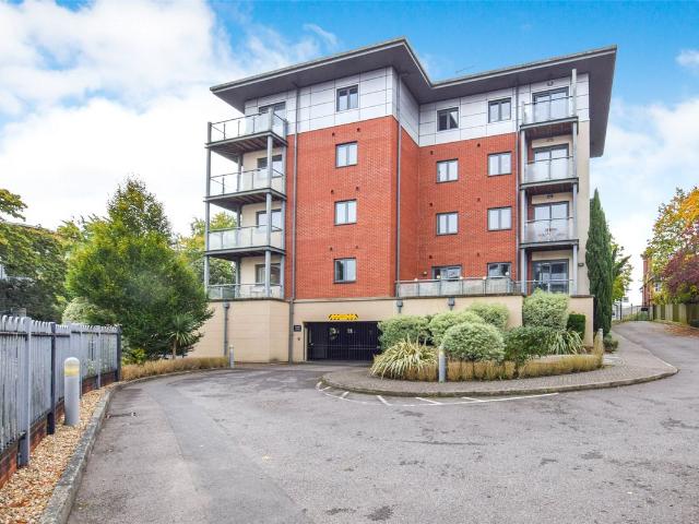 Apartment for rent in Farnborough, Hampshire