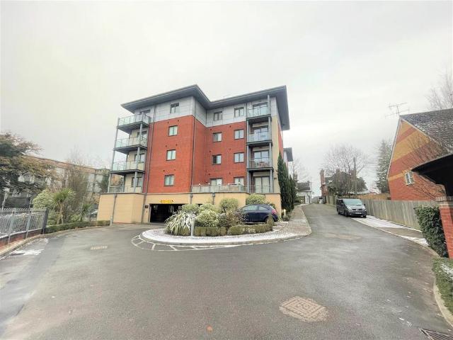 Apartment for rent in Farnborough, Rushmoor