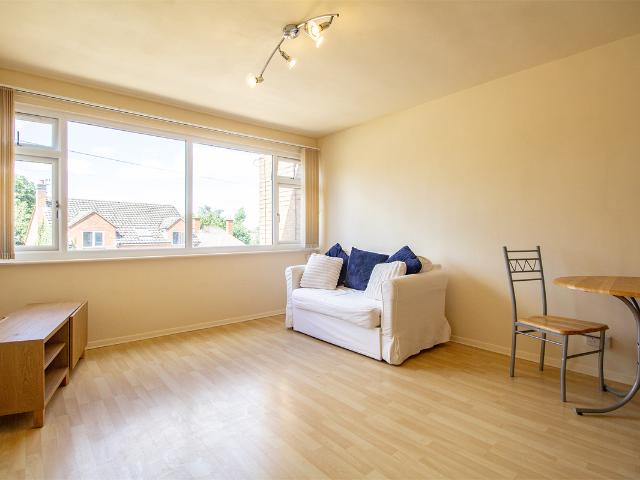 Apartment for rent in Elmfield, Leicestershire