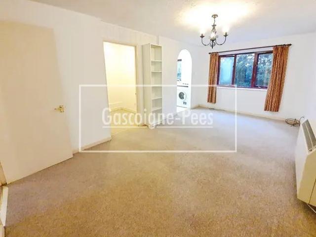 Apartment for rent in Wrecclesham, Fole