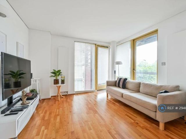 Apartment for rent in East Greenwich, Greater London