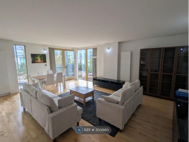 Apartment for rent in Greenwich Millennium Village, Greater London