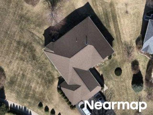 House for sale in Mchenry, Illinois