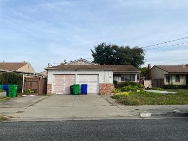 House for sale in San Leandro, California