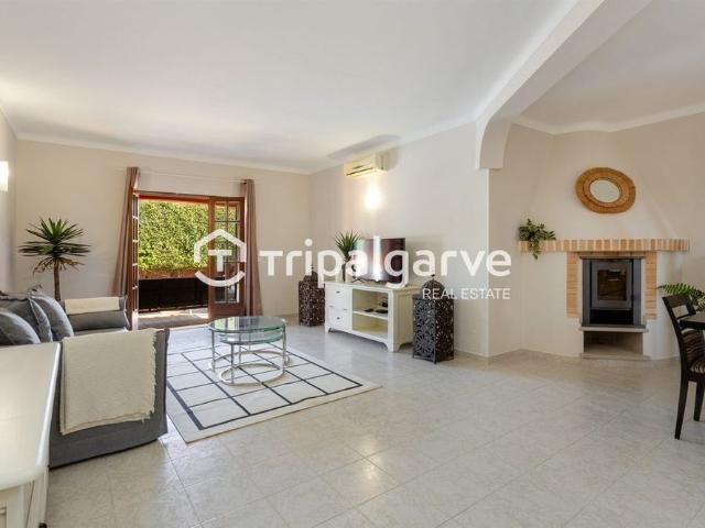 Casa alugar em Quinta dos Álamos, Albufeira