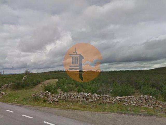 Terreno venda em Alcaria Queimada, Vaqueiros