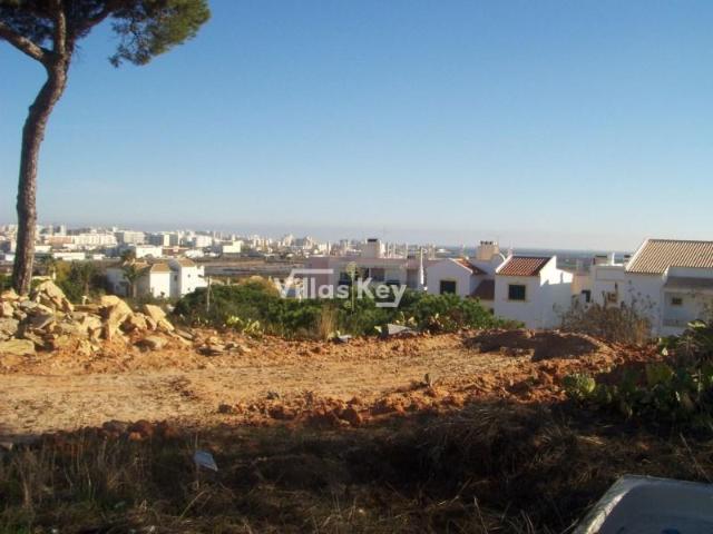 Terreno venda em Alto do Calhau, Faro