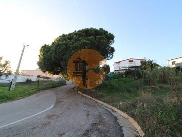 Terreno venda em Alto do Calhau, Faro