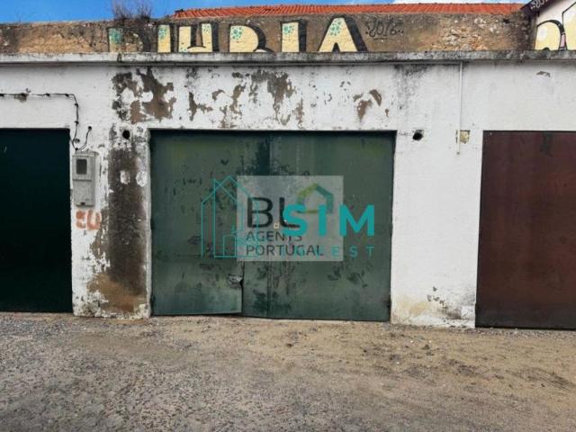 Garagem venda em Olhão, Faro