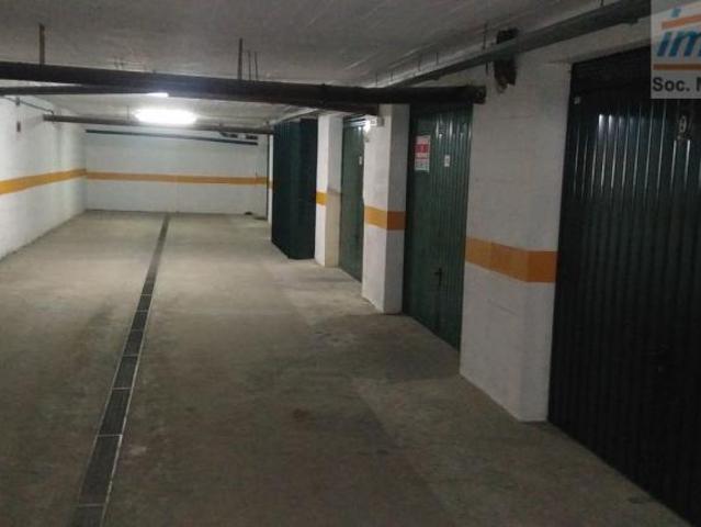 Garagem venda em Vila Real De Santo António, Faro