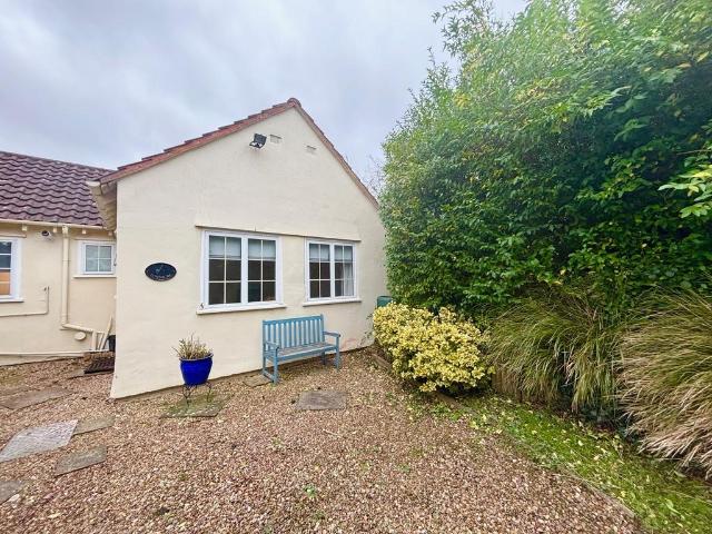 Apartment for rent in Heswall, Wirral
