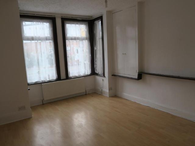 Apartment for rent in Watford Heath, North Watford