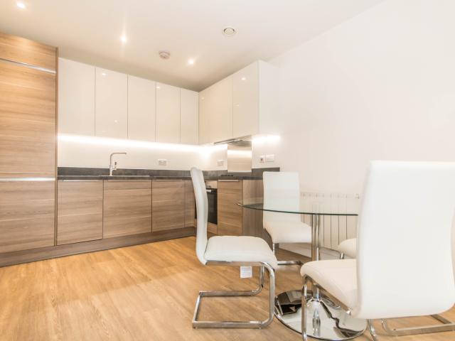 Apartment for rent in Limehouse, Greater London