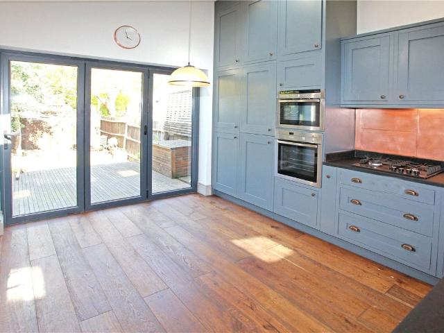 House for rent in Noel Park, Greater London