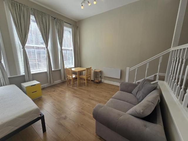 Apartment for rent in Clerkenwell, Greater London