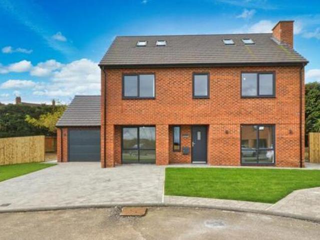 House for sale in Pudsey, West Yorkshire