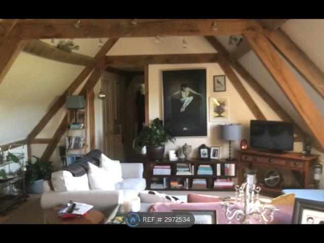 Apartment for rent in Littlecote, West Sussex