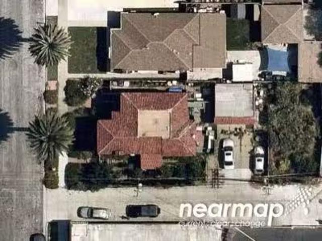 House for sale in Long Beach