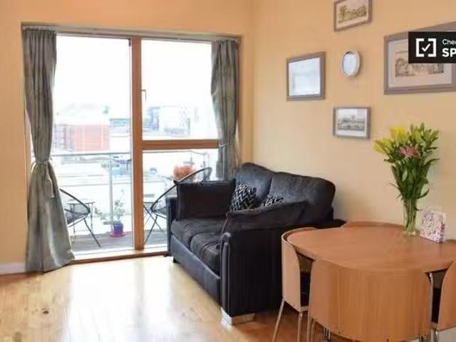 Apartment to rent in Dublin 4, Bluebell