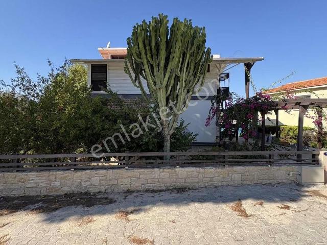 Çeşme, İzmir içerisinde satılık Villa