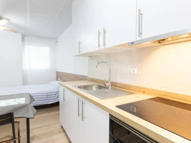Estudio en alquiler en Salamanca, Madrid