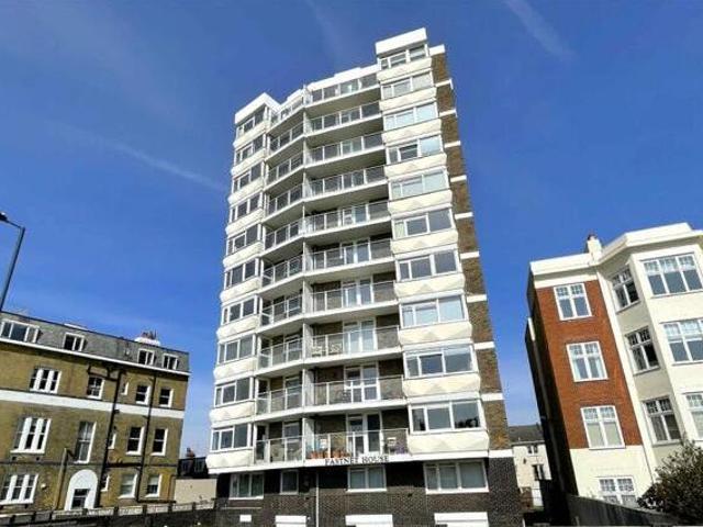 House for sale in Spring Vale, Hampshire