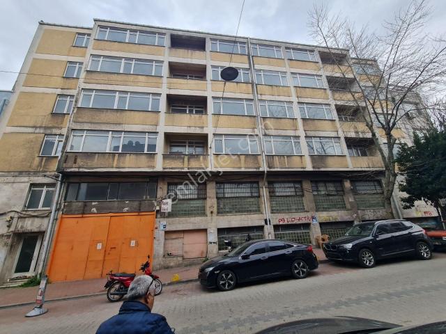 İstanbul Merkez, İstanbul içerisinde satılık Bina