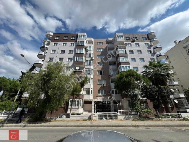 Bornova, İzmir içerisinde satılık mülk