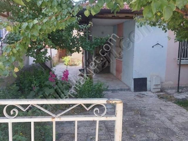 Afyonkarahisar içerisinde satılık Villa