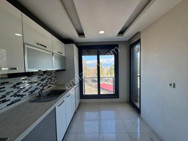 Tire, İzmir içerisinde satılık mülk
