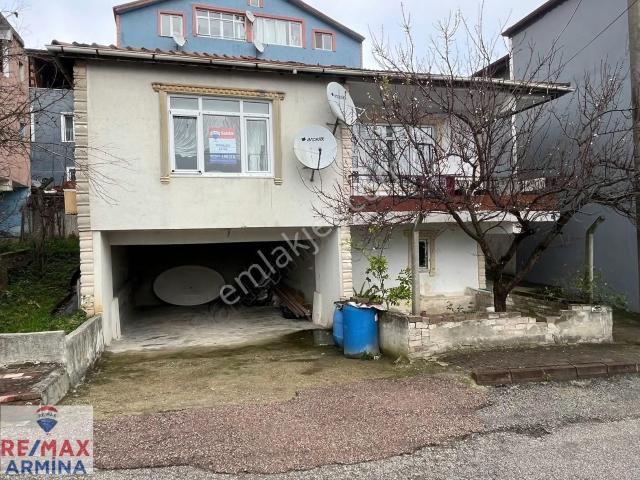 İzmit, Kocaeli içerisinde satılık Villa