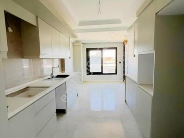 Tire, İzmir içerisinde kiralık mülk