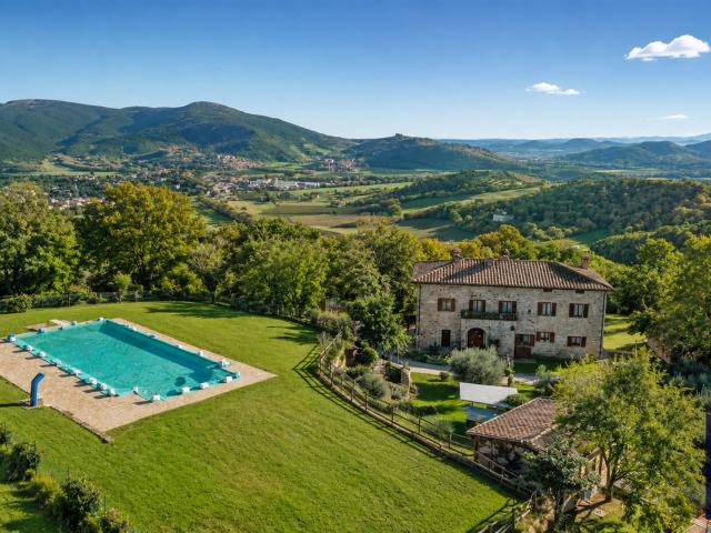 Casa in vendita a Corciano, Umbria