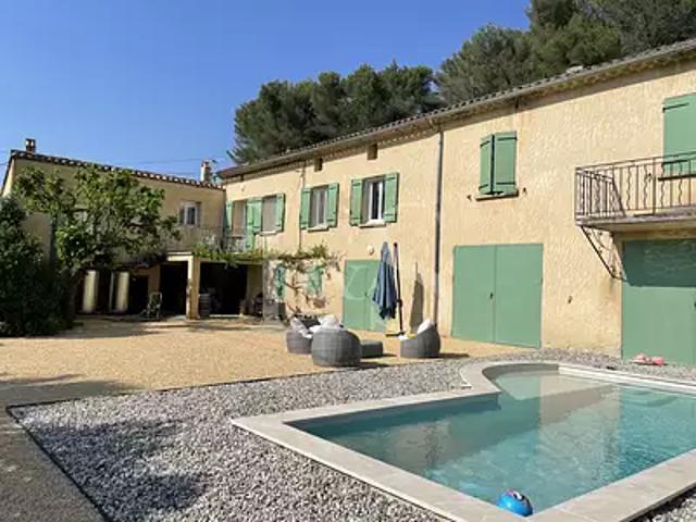 Maison vente à Carpentras, Faucon