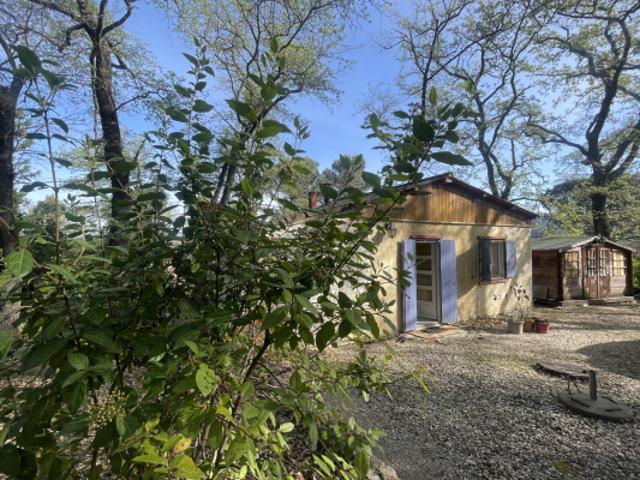 Maison vente à Carpentras, Faucon