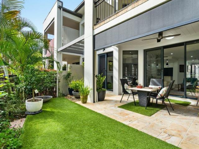 Townhouse for sale in Fernbrook, Queensland