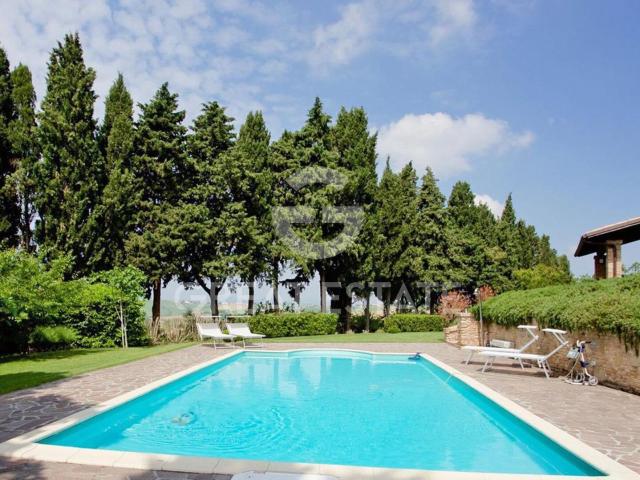 Casa in vendita a Terre Roveresche, Marche