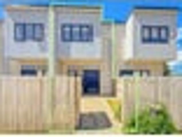 Townhouse for rent in Owhata, Oroua County