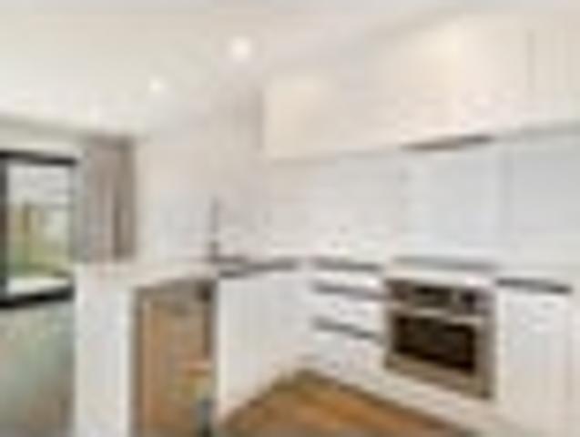 Townhouse for rent in Owhata, Oroua County