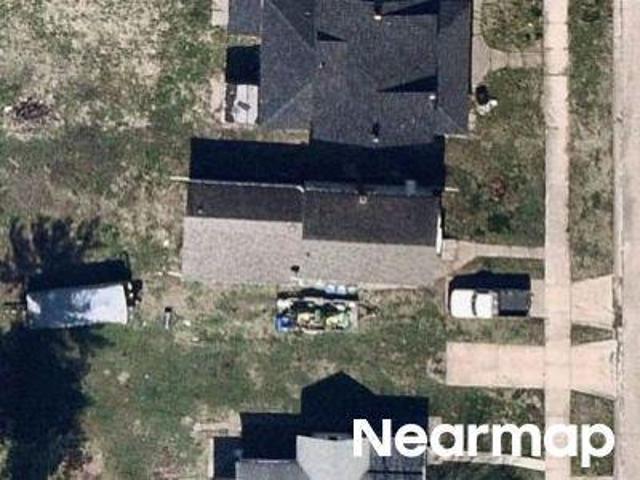 House for sale in Clinton, Iowa