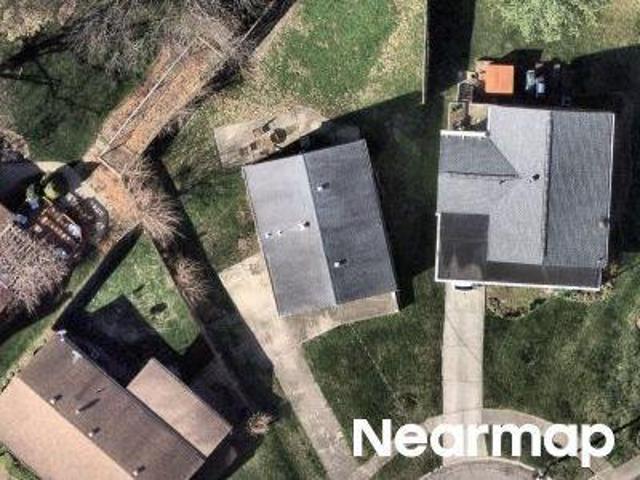 House for sale in Roselawn, Ohio